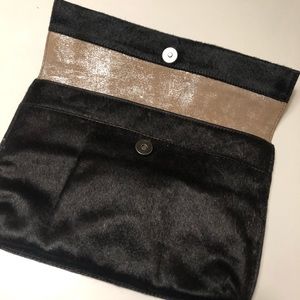 URBANCODE leather clutch